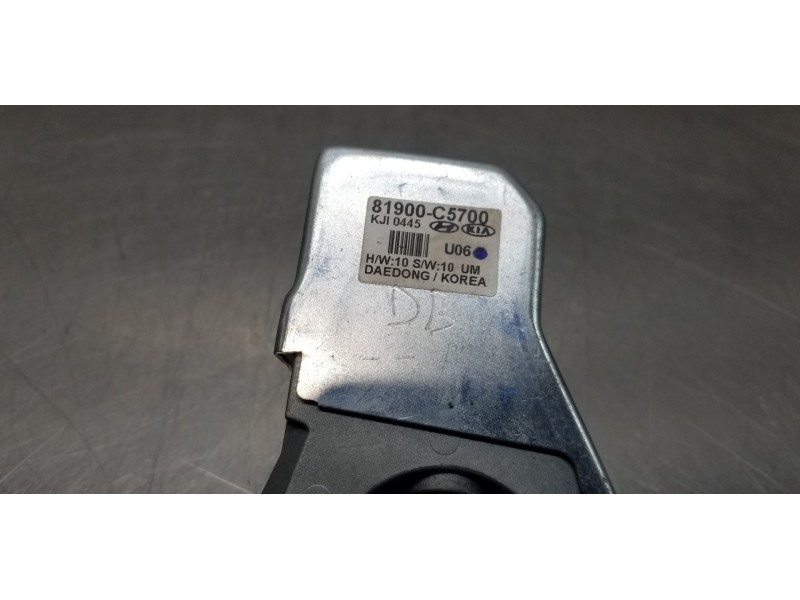 Recambio de antirrobo para hyundai tucson tl referencia OEM IAM 81900C5700  