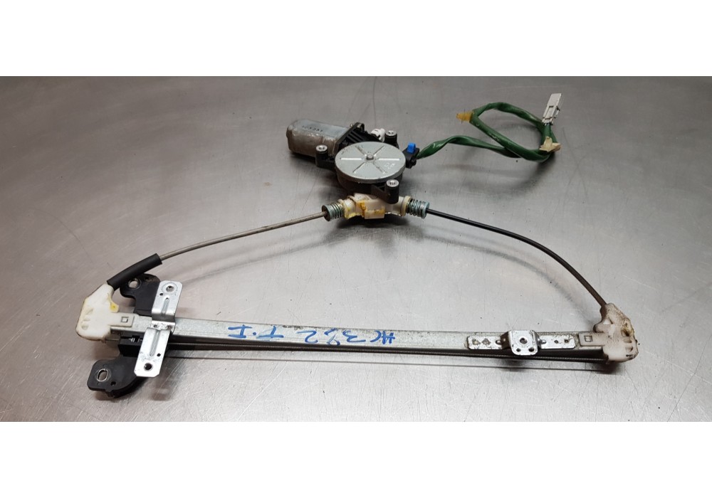 Recambio de elevalunas trasero izquierdo para honda civic berlina 5 (eu7/8) 1.6i ls referencia OEM IAM 72750S6D013  