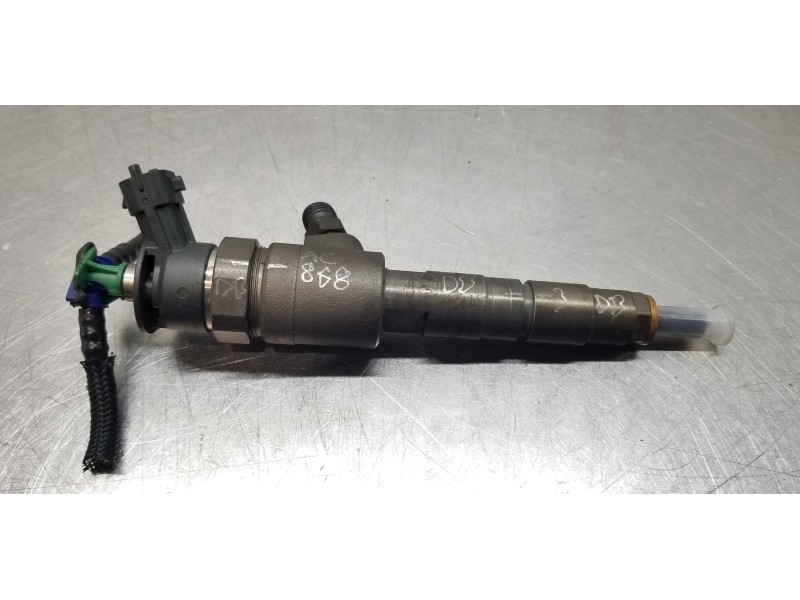 Recambio de inyector para citroen c4 picasso feel referencia OEM IAM 0445110566  