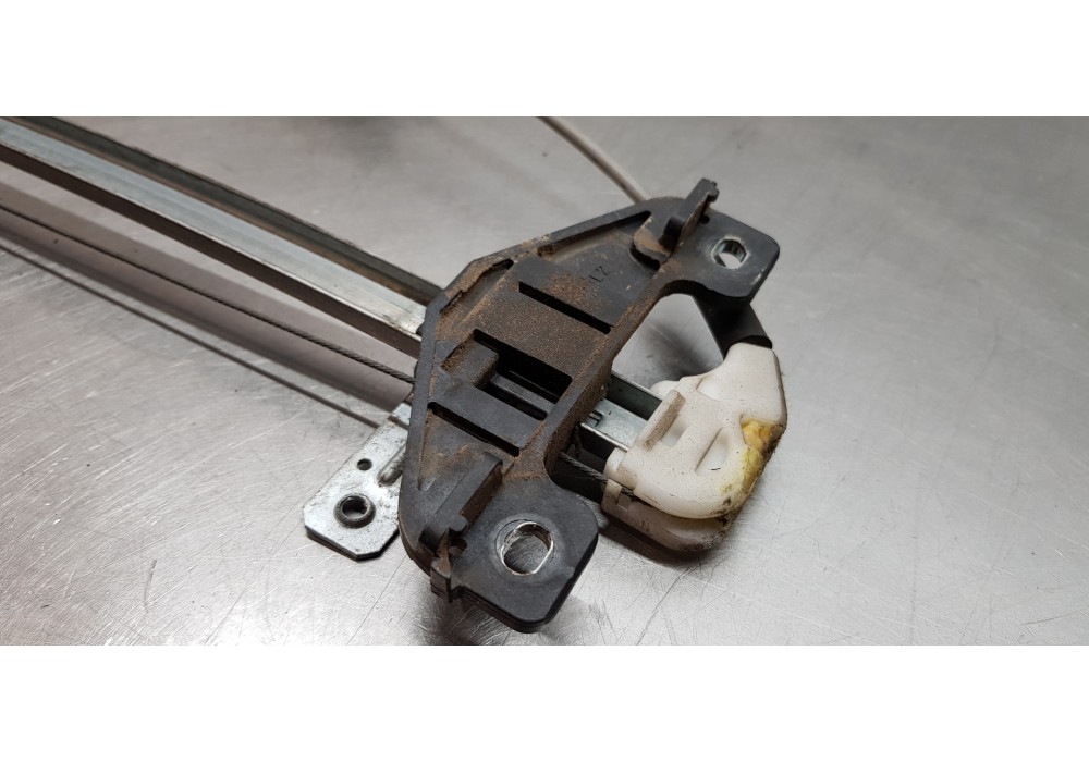 Recambio de elevalunas trasero izquierdo para honda civic berlina 5 (eu7/8) 1.6i ls referencia OEM IAM 72750S6D013   Recambio de elevalunas trasero izquierdo para honda civic berlina 5 (eu7/8) 1.6i ls referencia OEM IAM 72750S6D013