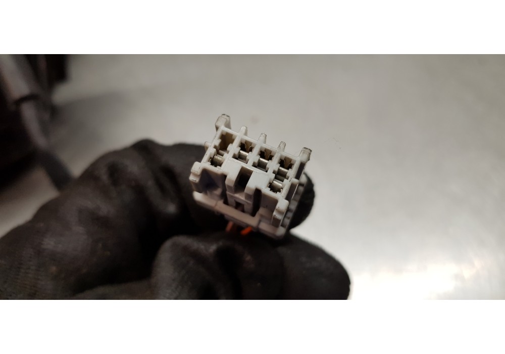 Recambio de retrovisor derecho para honda civic berlina 5 (eu7/8) 1.6i ls referencia OEM IAM 76200S6DG51ZA  