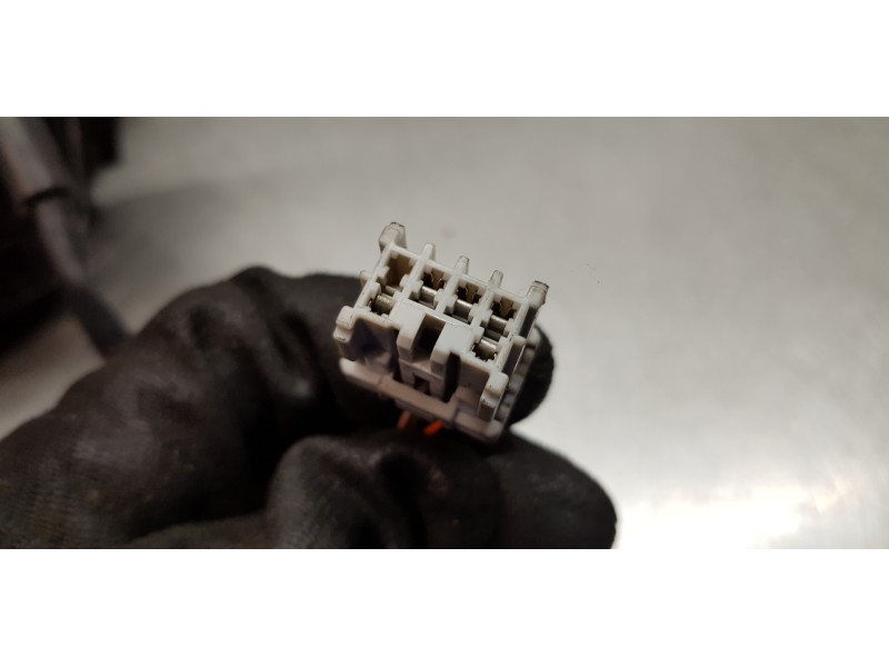 Recambio de retrovisor derecho para honda civic berlina 5 (eu7/8) 1.6i ls referencia OEM IAM 76200S6DG51ZA  