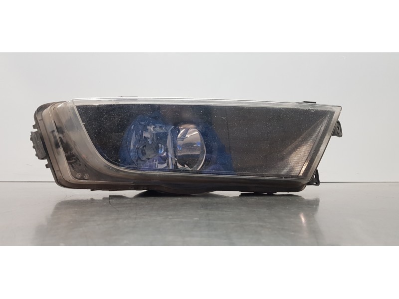 Recambio de faro antiniebla derecho para skoda octavia combi (5e5) ambition referencia OEM IAM 5E0941702E   Recambio de faro antiniebla derecho para skoda octavia combi (5e5) ambition referencia OEM IAM 5E0941702E