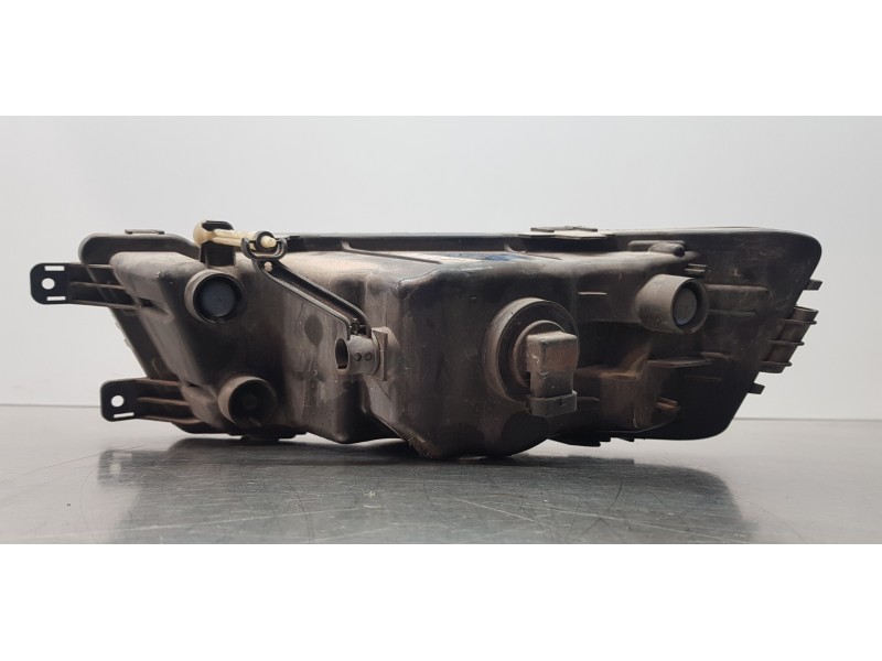 Recambio de faro antiniebla derecho para skoda octavia combi (5e5) ambition referencia OEM IAM 5E0941702E   Recambio de faro antiniebla derecho para skoda octavia combi (5e5) ambition referencia OEM IAM 5E0941702E