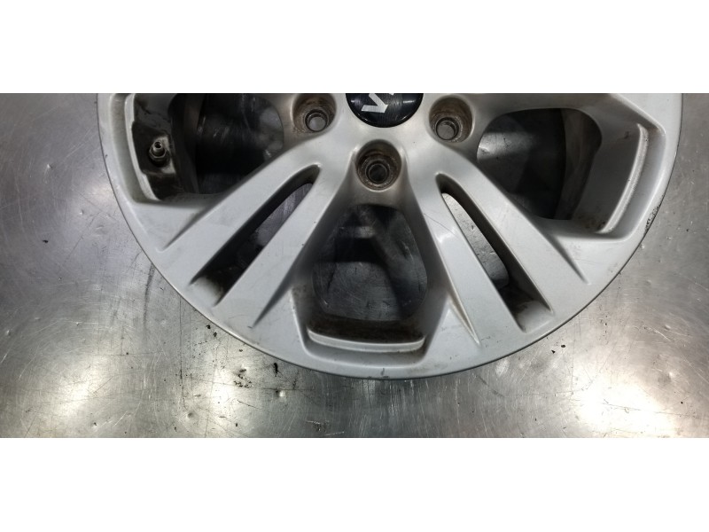 Recambio de llanta para kia sportage dynamic referencia OEM IAM 52910F1100  