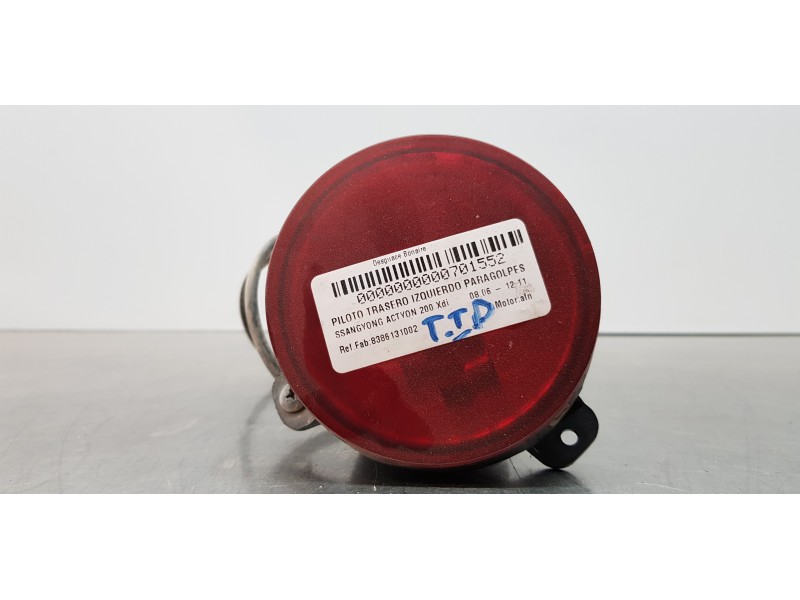 Recambio de piloto trasero izquierdo paragolpes para ssangyong actyon 200 xdi referencia OEM IAM 8386131002   Recambio de piloto trasero izquierdo paragolpes para ssangyong actyon 200 xdi referencia OEM IAM 8386131002