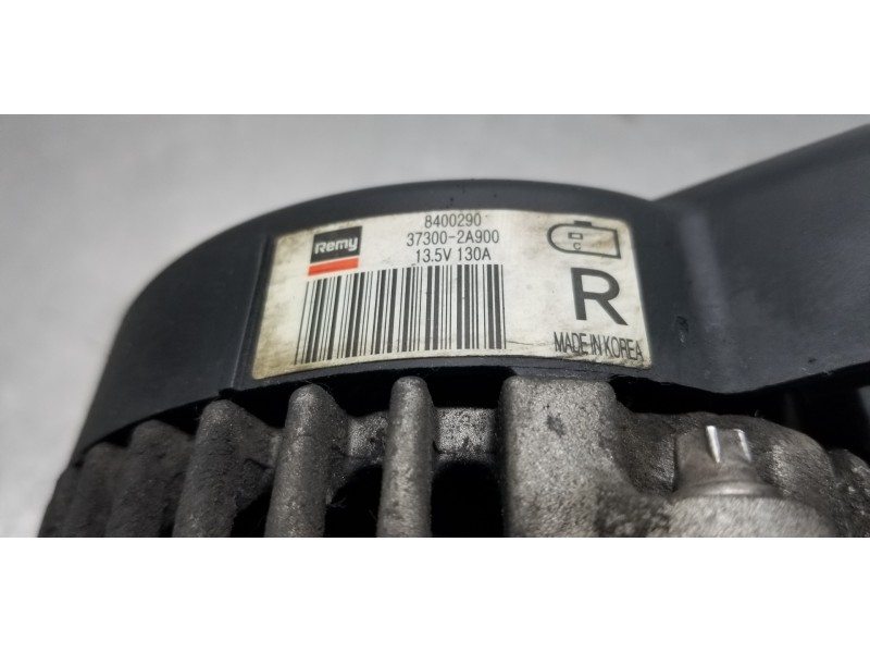 Recambio de alternador para kia carens ( ) concept referencia OEM IAM 373002A900  