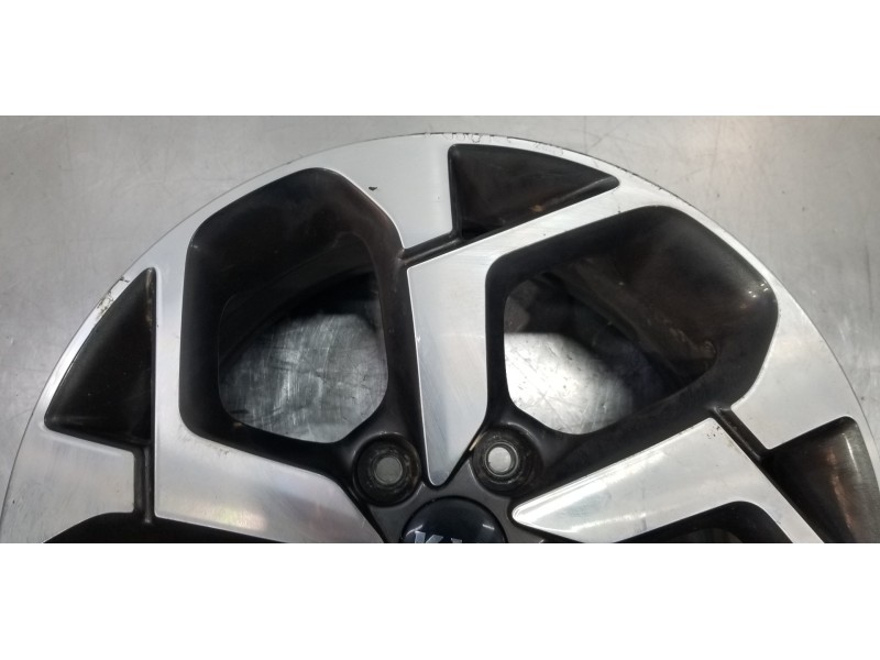 Recambio de llanta para kia sportage concept referencia OEM IAM 52910F1250  