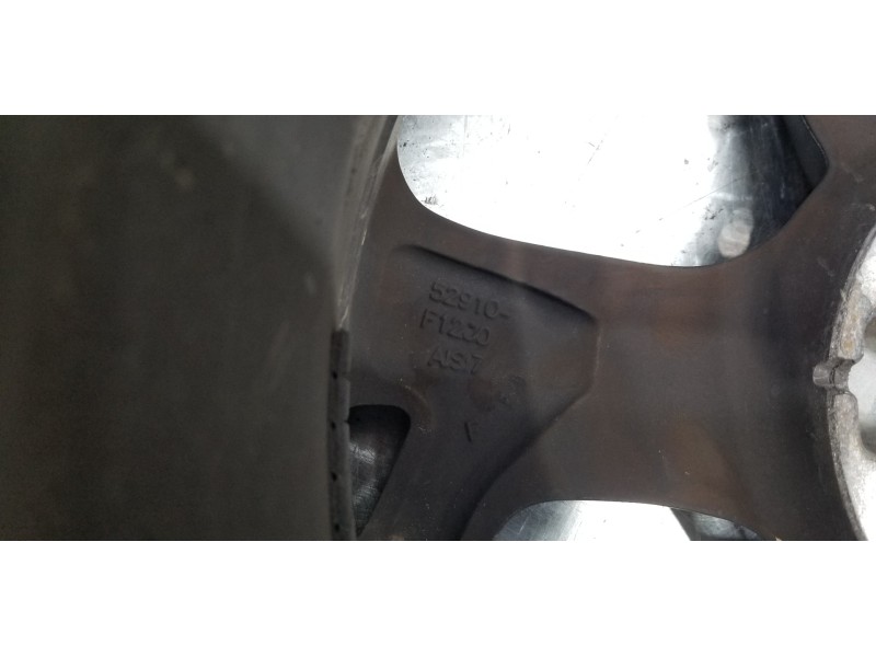 Recambio de llanta para kia sportage concept referencia OEM IAM 52910F1250  