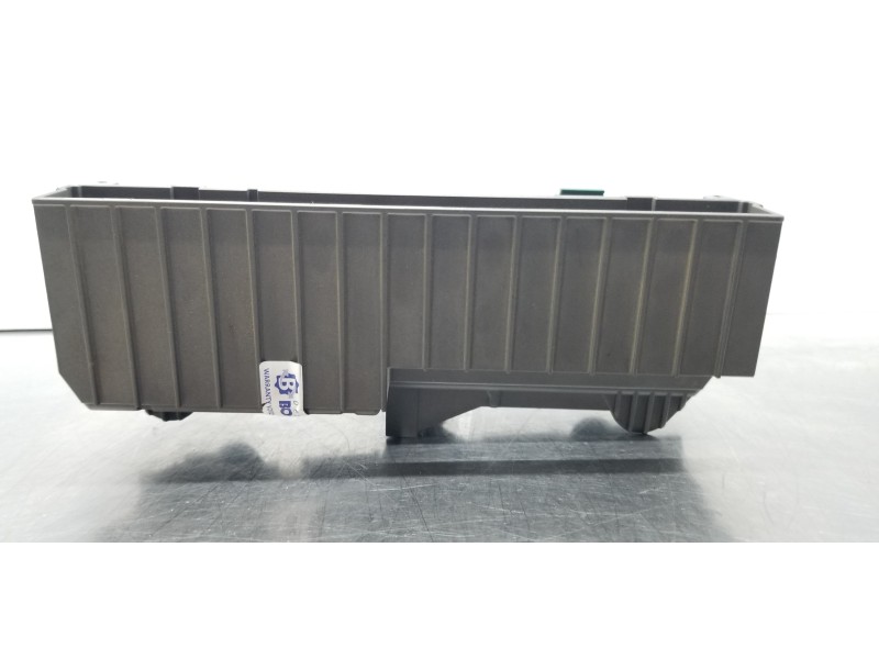 Recambio de caja reles / fusibles para bmw x5 (e70) 3.0d referencia OEM IAM 6931690  