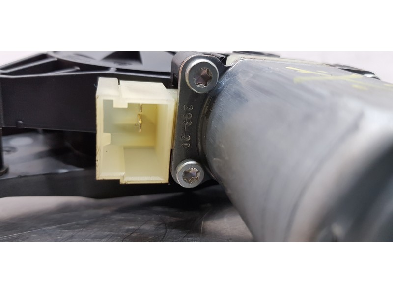 Recambio de elevalunas delantero derecho para volkswagen caddy furgón/kombi kasten bmt referencia OEM IAM 2K5837462   Recambio de elevalunas delantero derecho para volkswagen caddy furgón/kombi kasten bmt referencia OEM IAM 2K5837462