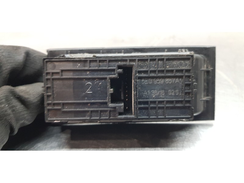 Recambio de mando elevalunas delantero izquierdo para skoda octavia combi (5e5) ambition referencia OEM IAM 5E0959857AWHS 5E0959 Recambio de mando elevalunas delantero izquierdo para skoda octavia combi (5e5) ambition referencia OEM IAM 5E0959857AWHS 5E0959