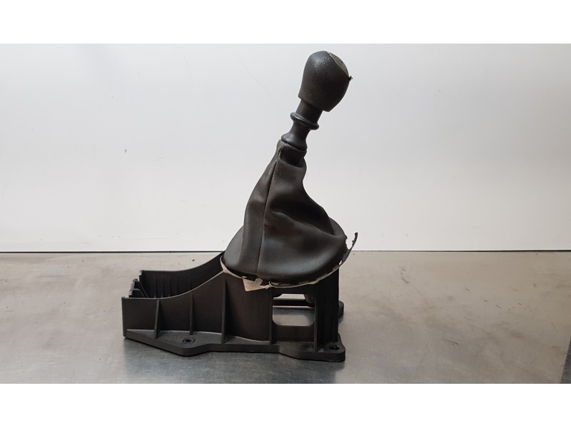 Recambio de palanca cambio para renault scenic iii limited referencia OEM IAM 8201021402   Recambio de palanca cambio para renault scenic iii limited referencia OEM IAM 8201021402