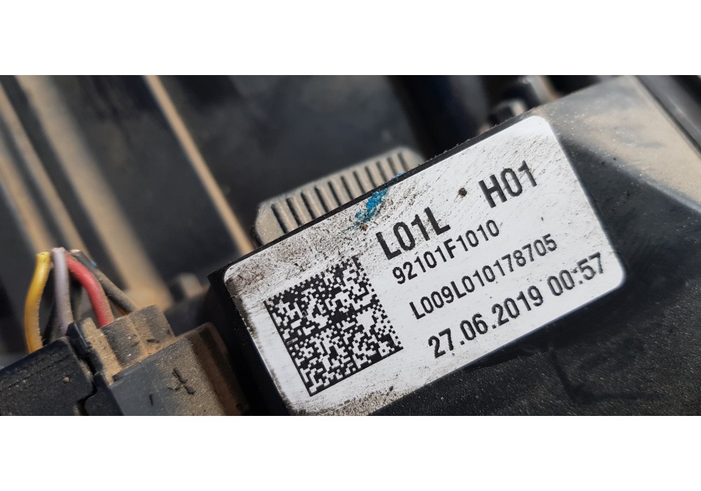 Recambio de faro izquierdo para kia sportage concept referencia OEM IAM 92101F1010  