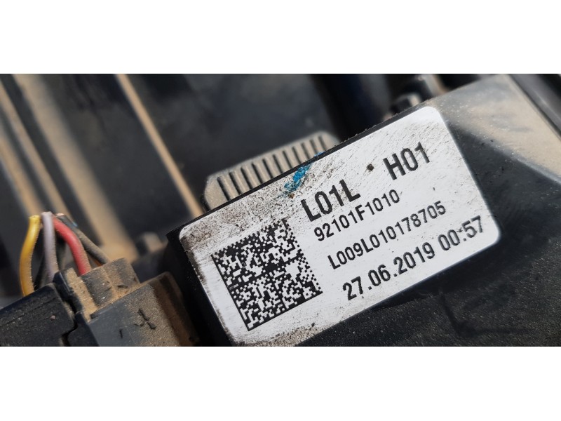 Recambio de faro izquierdo para kia sportage concept referencia OEM IAM 92101F1010  