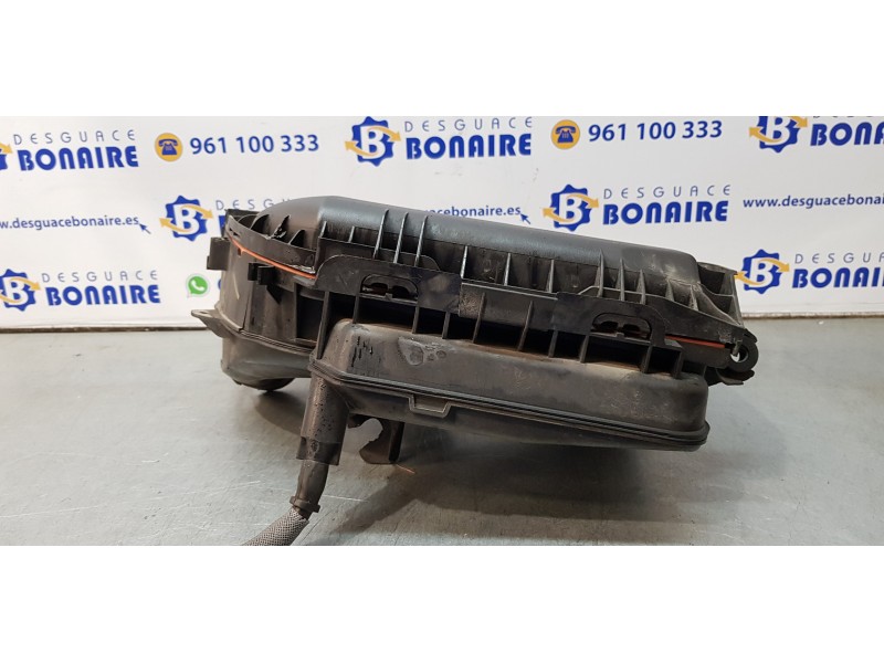 Recambio de filtro aire para citroen c4 lim. exclusive referencia OEM IAM 9677080980  