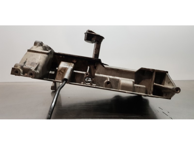 Recambio de sobrecarter para land rover range rover sport v6 td se referencia OEM IAM LR011693 4H2Q6U004FC 