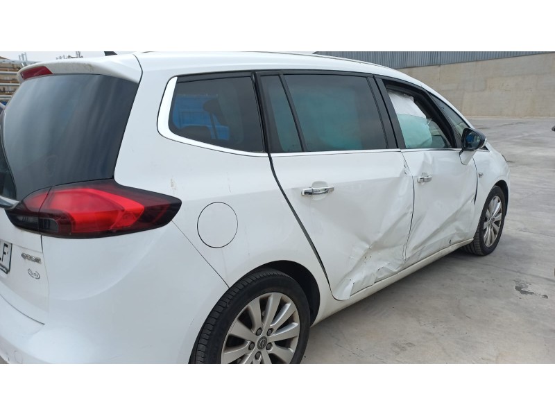 opel zafira tourer del año 2012