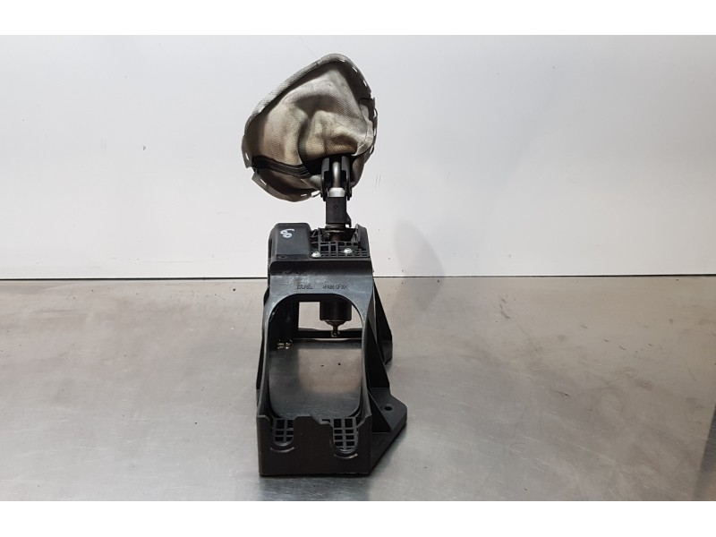 Recambio de palanca cambio para renault scenic iii limited referencia OEM IAM 8201021402   Recambio de palanca cambio para renault scenic iii limited referencia OEM IAM 8201021402