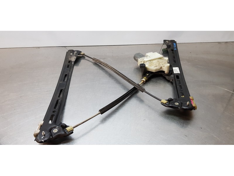 Recambio de elevalunas delantero derecho para citroen c4 picasso seduction referencia OEM IAM 9675924680  