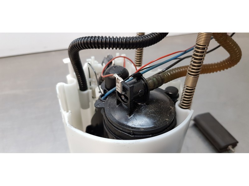 Recambio de aforador para opel zafira tourer selective referencia OEM IAM 13586316  