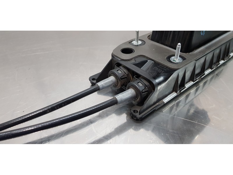 Recambio de palanca cambio para volkswagen caddy furgón/kombi kasten bmt referencia OEM IAM 5WA711049AN  