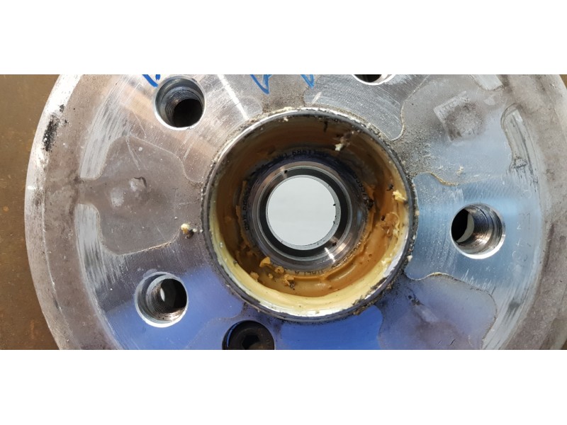 Recambio de mangueta trasera derecha para bmw serie x3 (g01) xdrive20d referencia OEM IAM 33306871028 11577210 