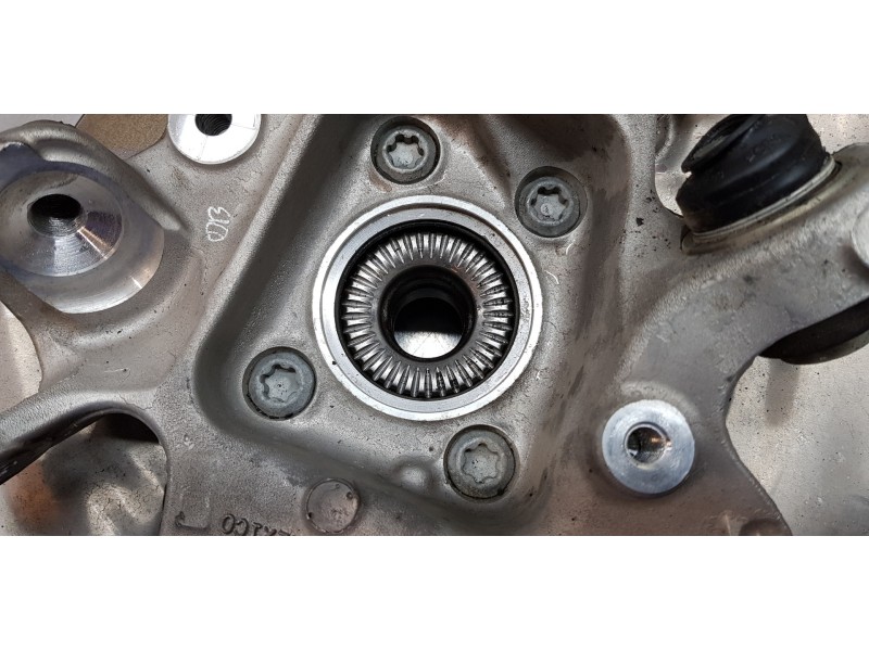 Recambio de mangueta trasera izquierda para bmw serie x3 (g01) xdrive20d referencia OEM IAM 33306871027 11577210 