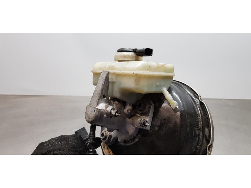 Recambio de servofreno para audi a4 ber. (b8) basis referencia OEM IAM 8K0612107D   Recambio de servofreno para audi a4 ber. (b8) basis referencia OEM IAM 8K0612107D