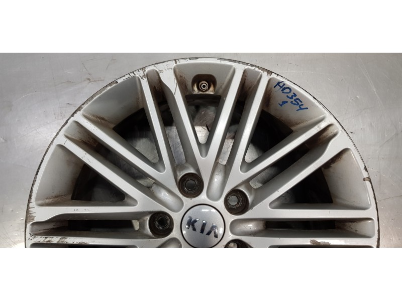 Recambio de llanta para kia carens ( ) concept referencia OEM IAM 52910A4750  