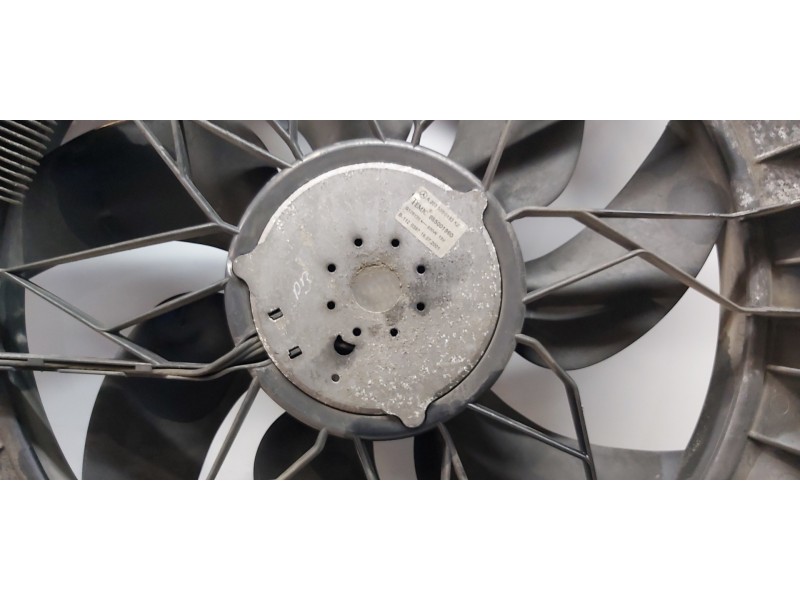 Recambio de electroventilador para mercedes clase c (w203) berlina 200 cdi (203.004) referencia OEM IAM A2035000293 A2035000193  Recambio de electroventilador para mercedes clase c (w203) berlina 200 cdi (203.004) referencia OEM IAM A2035000293 A2035000193