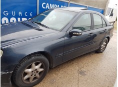mercedes clase c (w203) berlina del año 2006 2