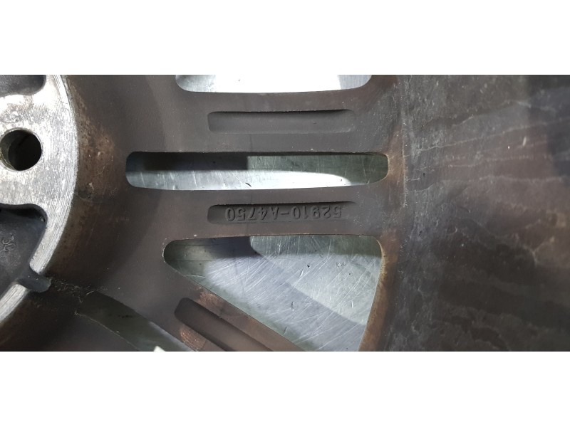 Recambio de llanta para kia carens ( ) concept referencia OEM IAM 52910A4750  