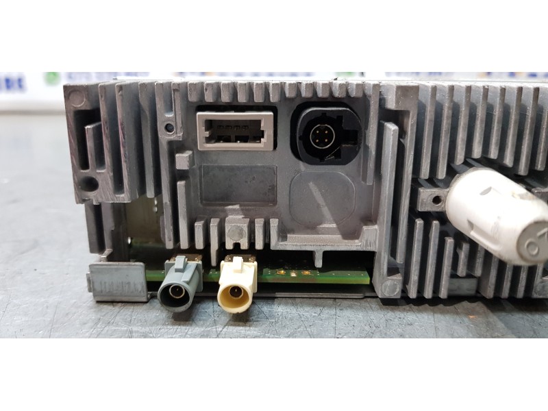 Recambio de sistema audio / radio cd para citroen c4 picasso seduction referencia OEM IAM 9810485780  