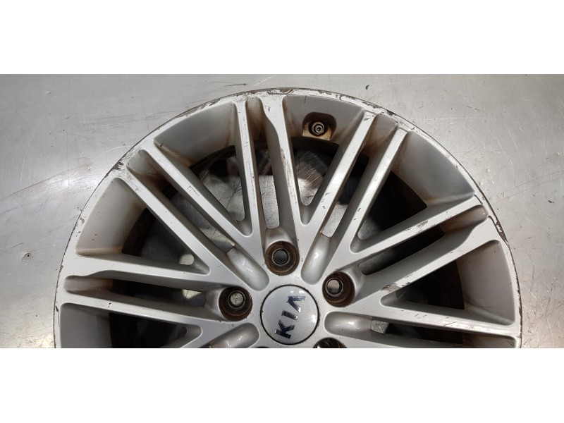 Recambio de llanta para kia carens ( ) concept referencia OEM IAM 52910A4750  