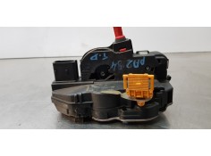 Recambio de cerradura puerta trasera derecha para opel zafira tourer selective referencia OEM IAM 13579566