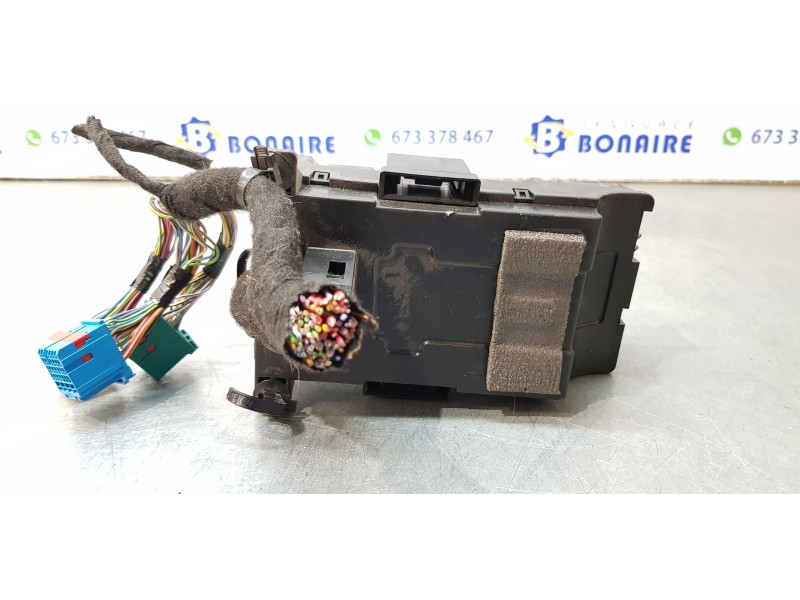 Recambio de caja reles / fusibles para opel mokka selective referencia OEM IAM 121092612   Recambio de caja reles / fusibles para opel mokka selective referencia OEM IAM 121092612