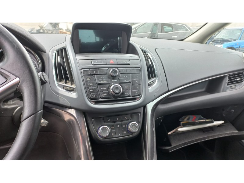 opel zafira tourer del año 2012