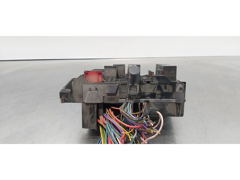 Recambio de caja reles / fusibles para smart coupe cdi (40kw) (451.301) referencia OEM IAM 0001683V001  
