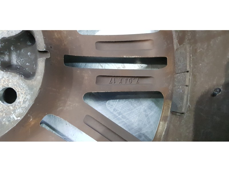 Recambio de llanta para kia carens ( ) concept referencia OEM IAM 52910A4750  