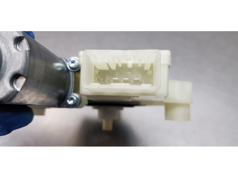 Recambio de motor elevalunas delantero derecho para skoda rapid active referencia OEM IAM 5JA959812K   Recambio de motor elevalunas delantero derecho para skoda rapid active referencia OEM IAM 5JA959812K