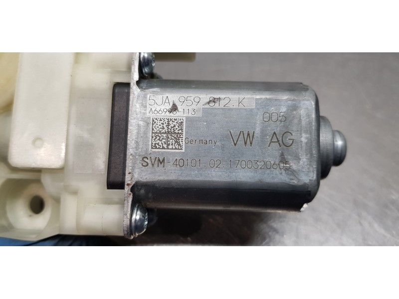 Recambio de motor elevalunas delantero derecho para skoda rapid active referencia OEM IAM 5JA959812K   Recambio de motor elevalunas delantero derecho para skoda rapid active referencia OEM IAM 5JA959812K