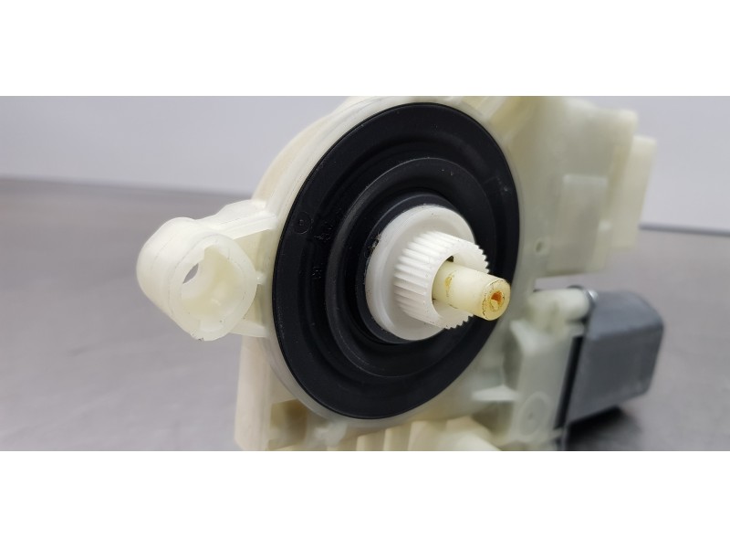 Recambio de motor elevalunas delantero izquierdo para skoda rapid active referencia OEM IAM 6V1959801B   Recambio de motor elevalunas delantero izquierdo para skoda rapid active referencia OEM IAM 6V1959801B