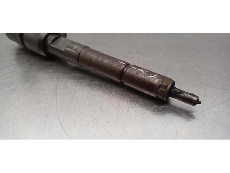 Recambio de inyector para opel corsa c cosmo referencia OEM IAM 0445110083  