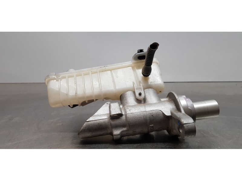 Recambio de bomba freno para renault scenic iv grand limited referencia OEM IAM 460115847R  