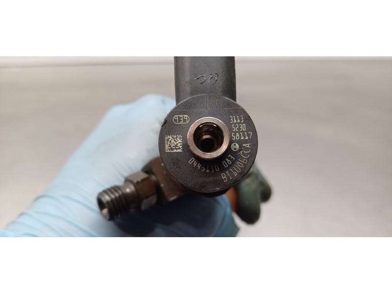 Recambio de inyector para opel corsa c cosmo referencia OEM IAM 0445110083  
