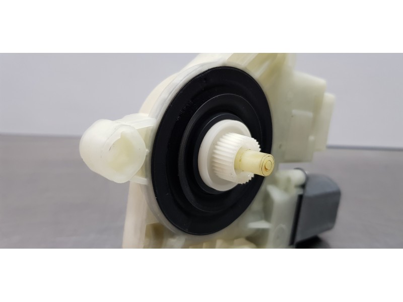 Recambio de motor elevalunas trasero izquierdo para skoda rapid active referencia OEM IAM 5JA959811L   Recambio de motor elevalunas trasero izquierdo para skoda rapid active referencia OEM IAM 5JA959811L