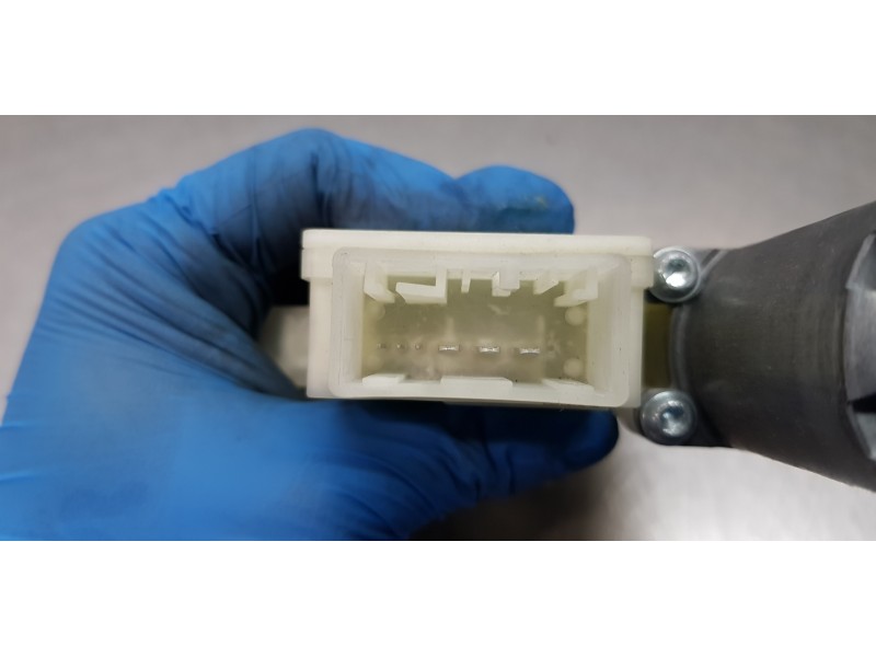 Recambio de motor elevalunas trasero izquierdo para skoda rapid active referencia OEM IAM 5JA959811L   Recambio de motor elevalunas trasero izquierdo para skoda rapid active referencia OEM IAM 5JA959811L