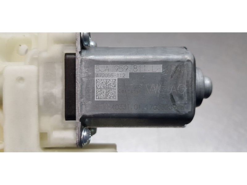 Recambio de motor elevalunas trasero izquierdo para skoda rapid active referencia OEM IAM 5JA959811L   Recambio de motor elevalunas trasero izquierdo para skoda rapid active referencia OEM IAM 5JA959811L