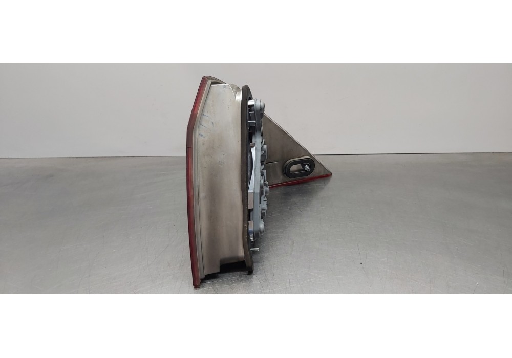 Recambio de piloto trasero izquierdo para mercedes clase c (w203) berlina 200 cdi (203.004) referencia OEM IAM A2038200164   Recambio de piloto trasero izquierdo para mercedes clase c (w203) berlina 200 cdi (203.004) referencia OEM IAM A2038200164